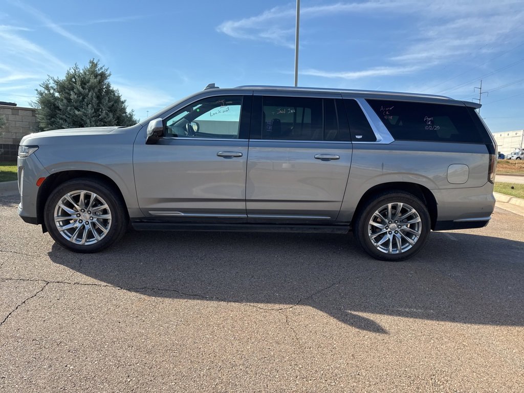 2023 Cadillac Escalade ESV Premium Luxury Platinum photo 4
