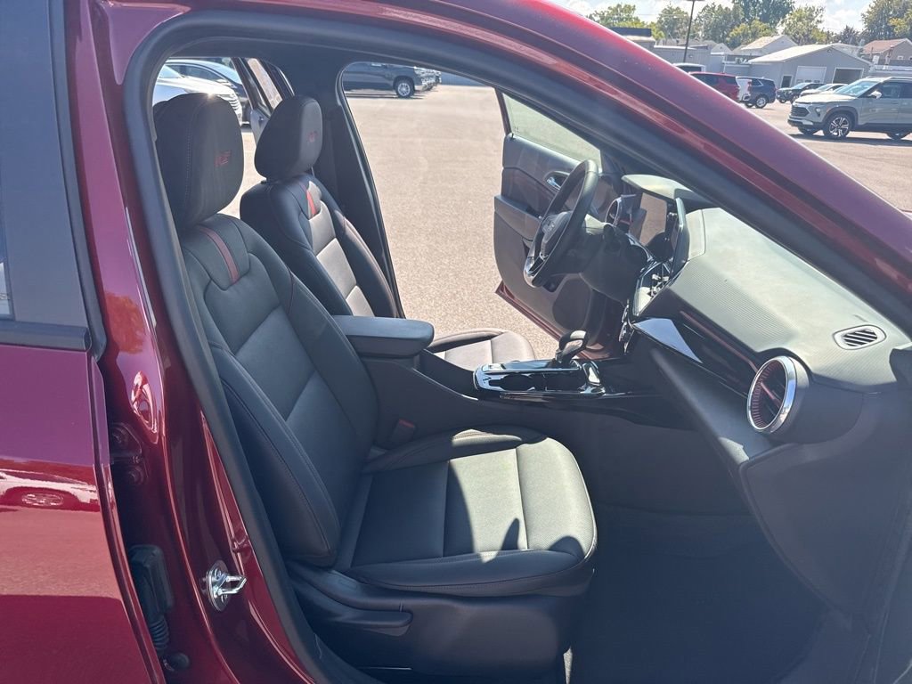 2024 Chevrolet Trax photo 13