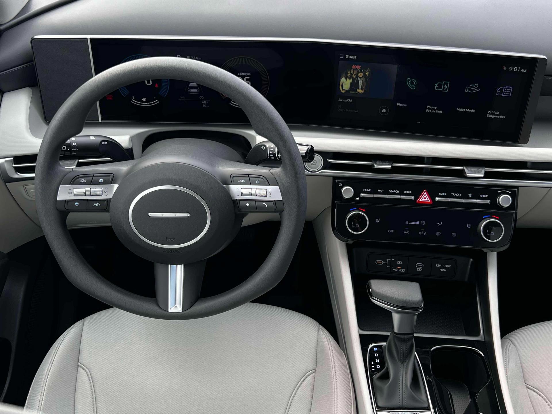 2026 Hyundai Tucson SEL photo 17