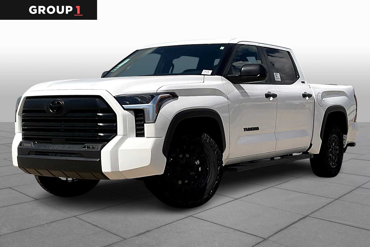 2026 Toyota Tundra SR5 CrewMax photo 2