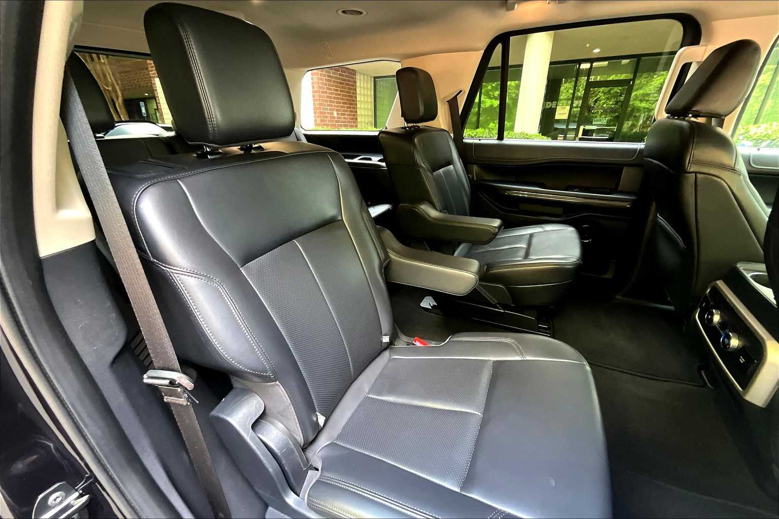 2024 Ford Expedition XLT photo 17
