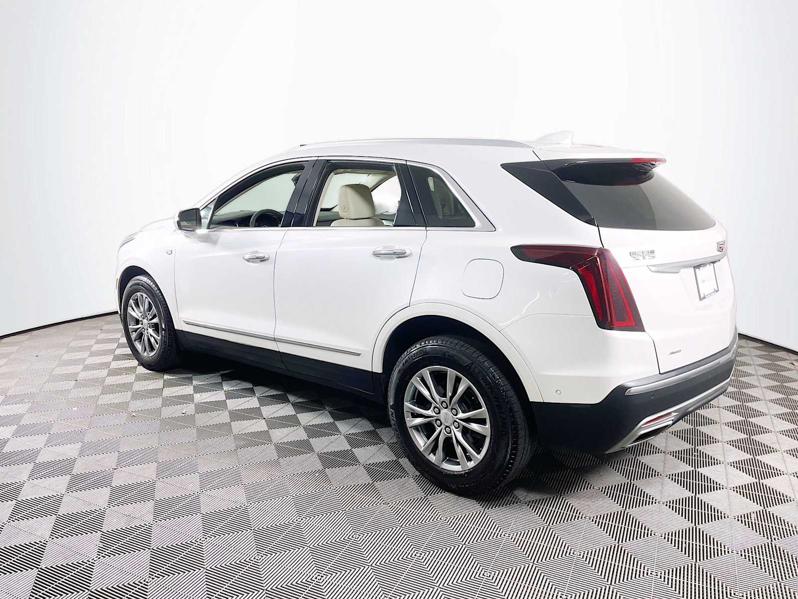2021 Cadillac XT5 Premium Luxury photo 4