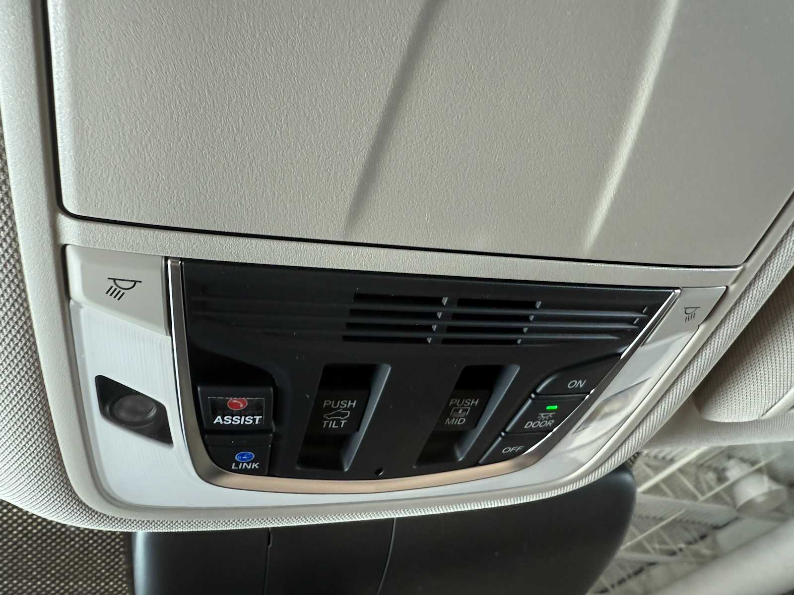 2025 Acura RDX Advance photo 24