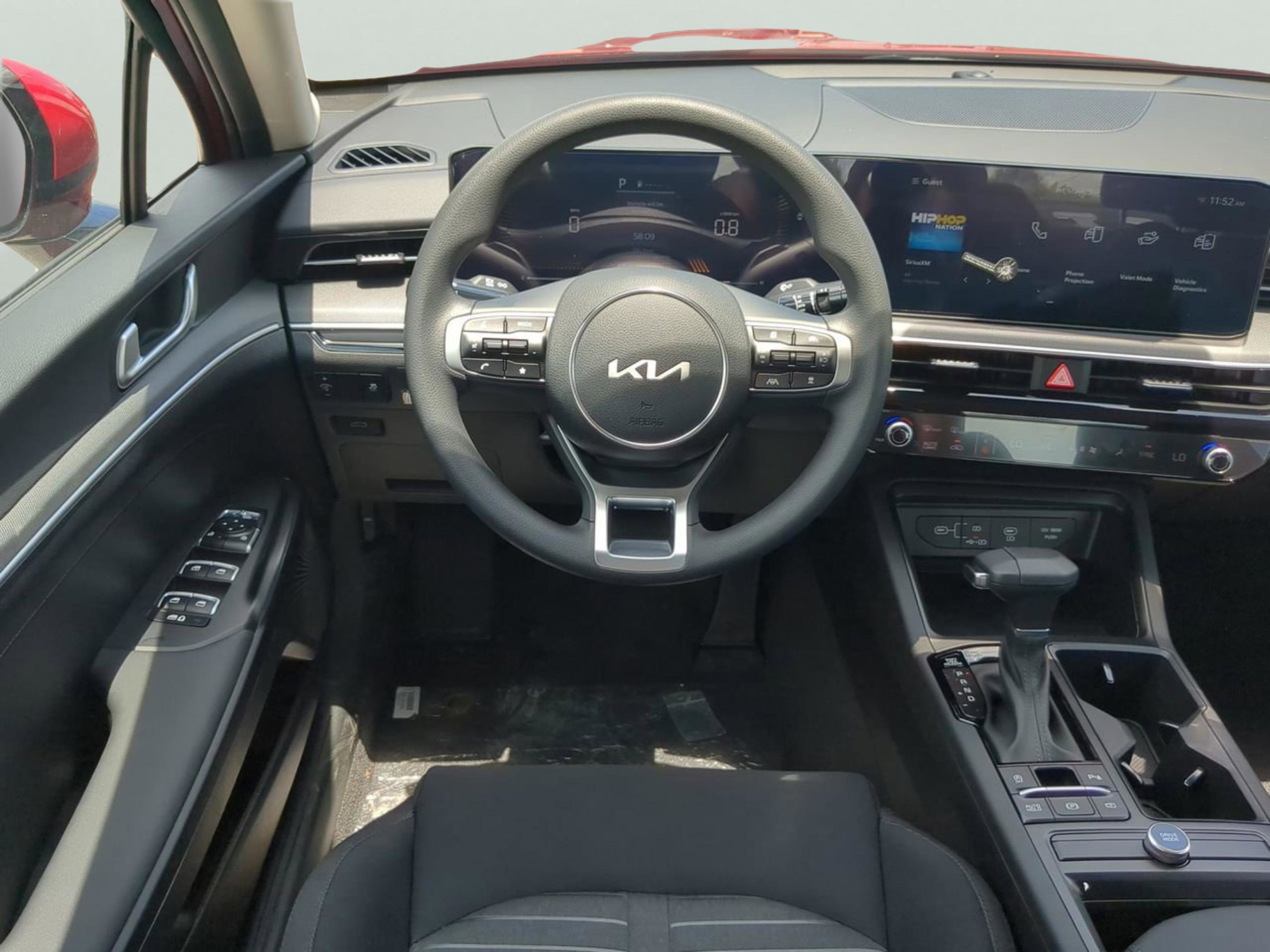 2025 Kia K5 LXS photo 17