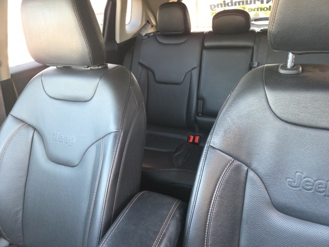 2022 Jeep Compass Limited photo 2