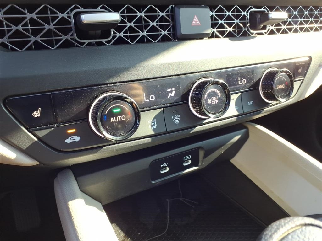 2023 Honda Accord EX photo 19