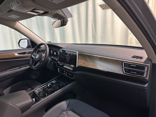 2026 Volkswagen Atlas SE Technology photo 33