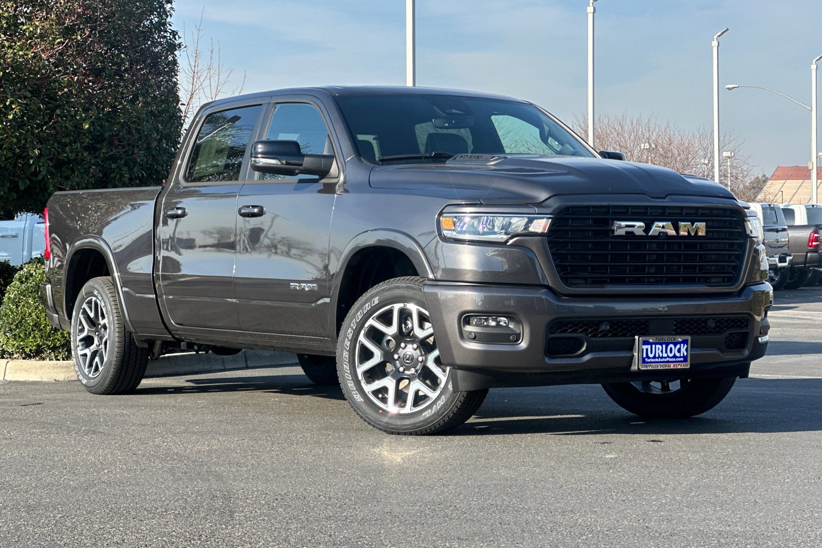 2025 Ram 1500 Laramie photo 2