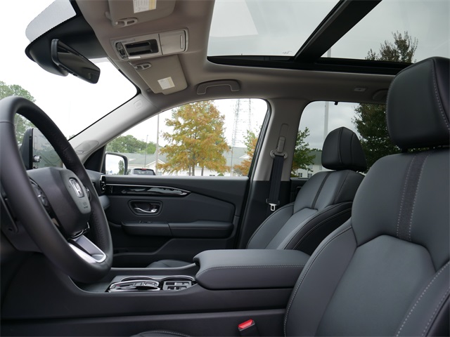 2025 Honda Pilot Touring photo 19