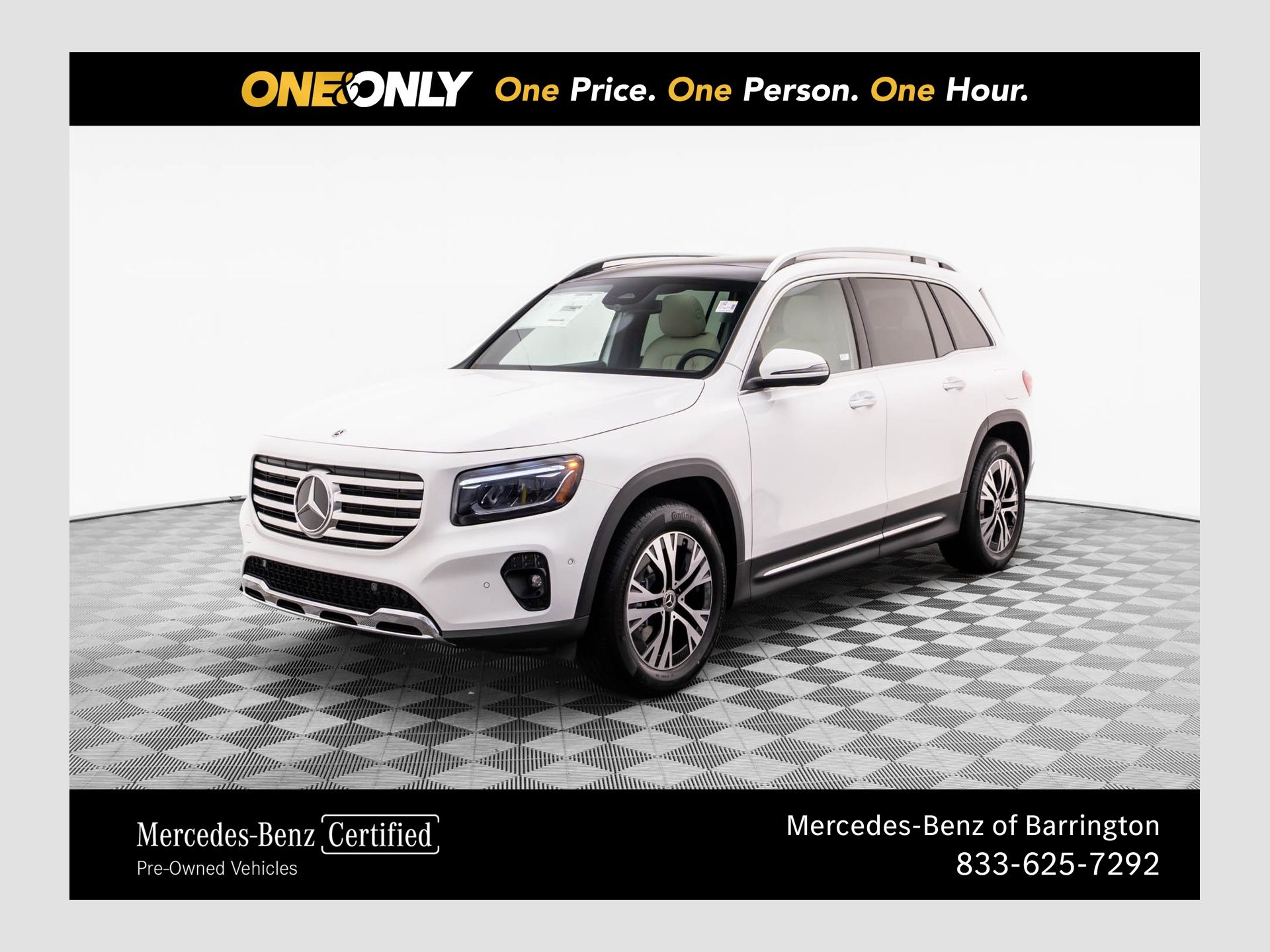 2025 Mercedes-Benz GLB Base's photo