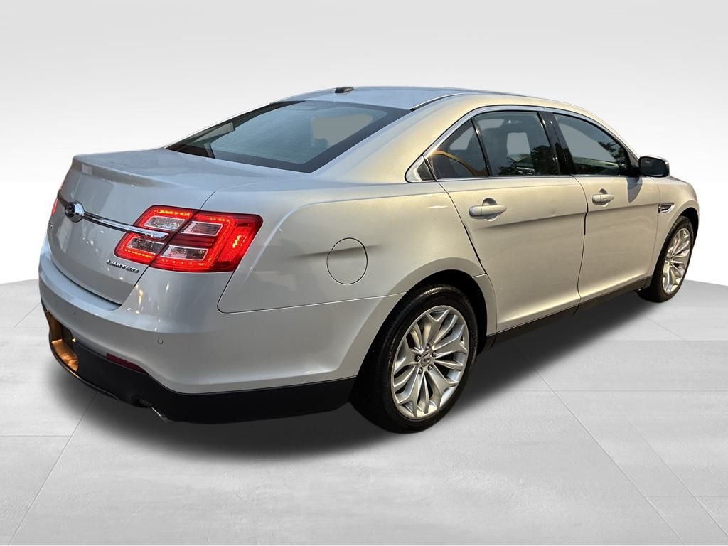 2013 Ford Taurus Limited photo 5