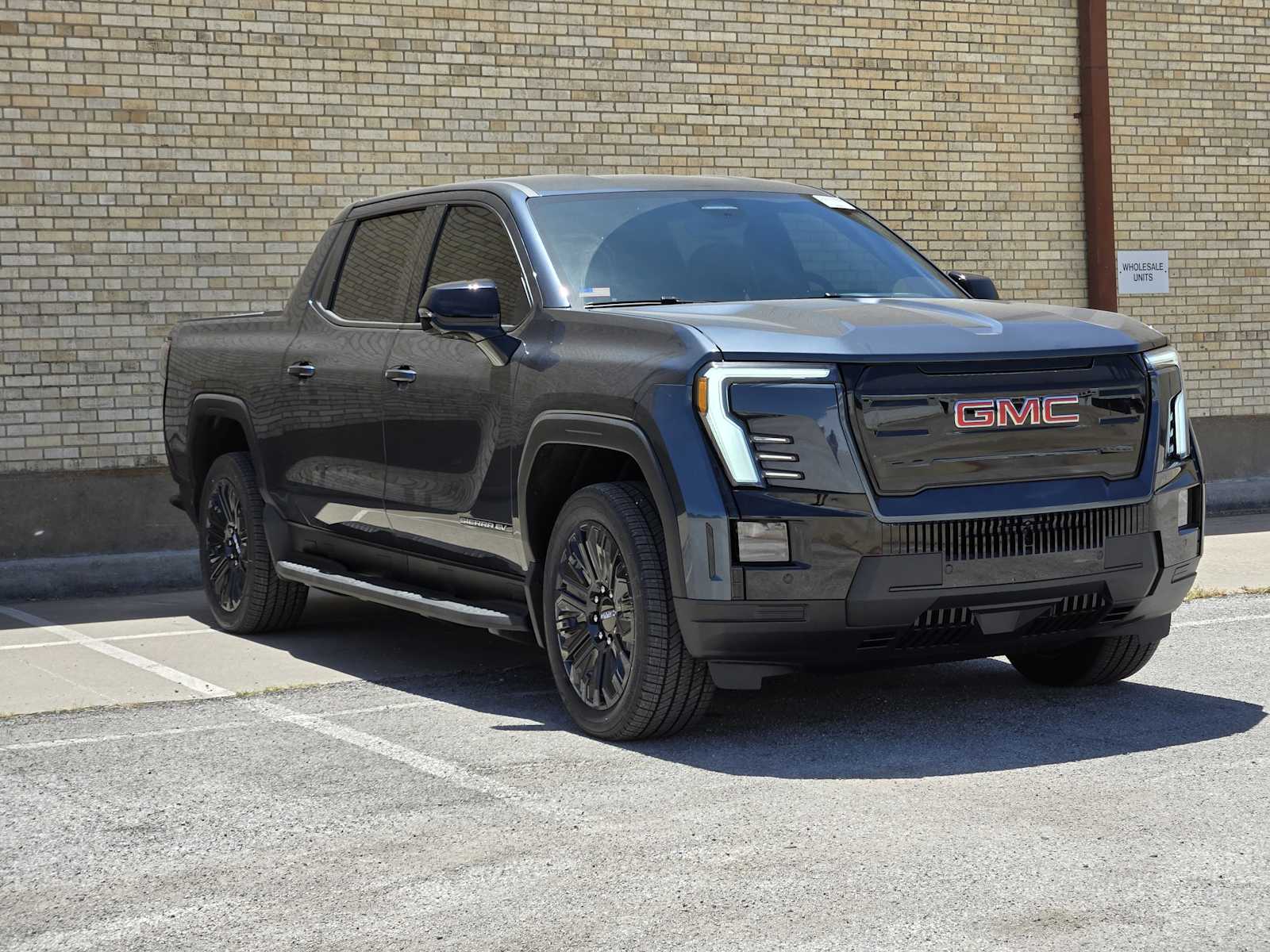2026 Gmc Sierra Elevation photo 2