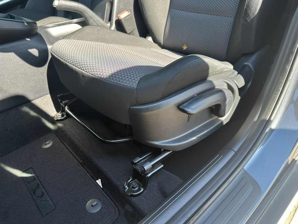 2023 Kia Soul LX photo 13