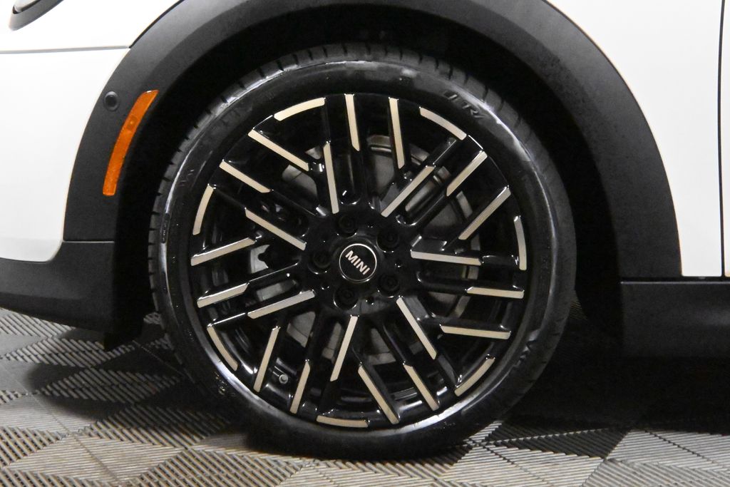 2025 Mini Cooper S photo 11