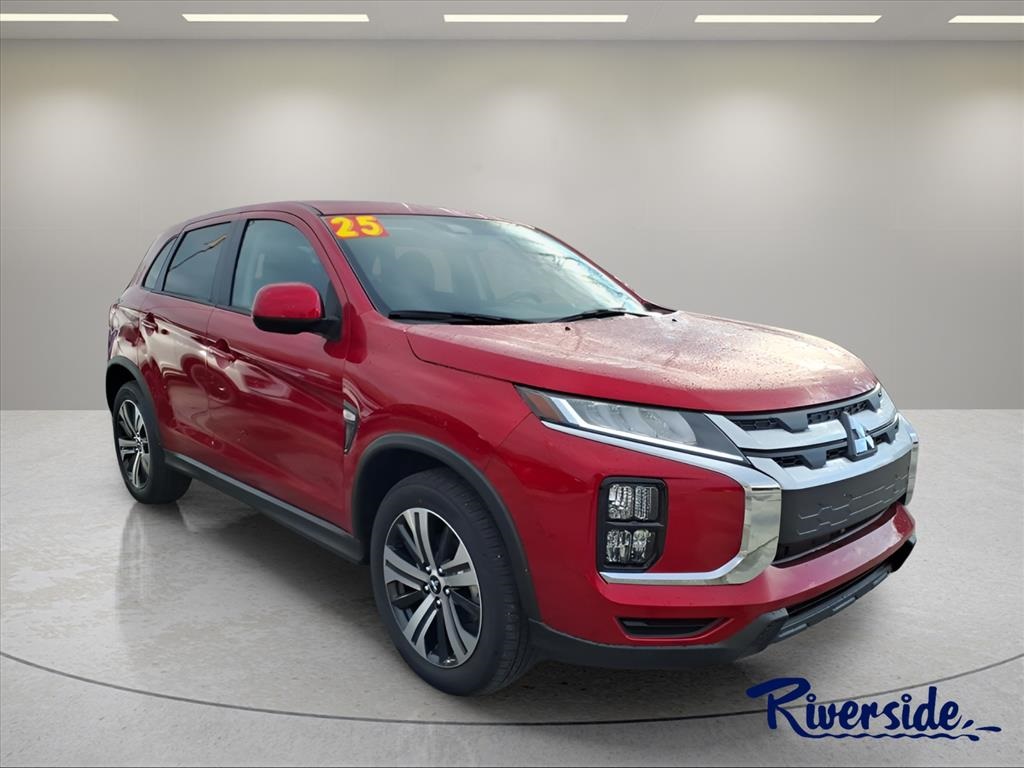 2025 Mitsubishi Outlander Sport ES's photo