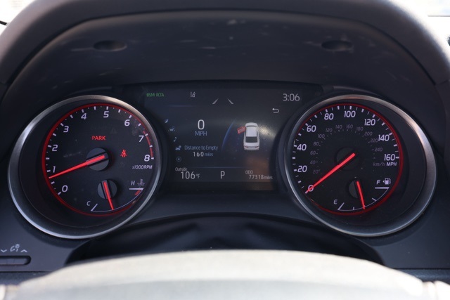 2022 Toyota Camry XSE photo 24