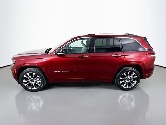 2023 Jeep Grand Cherokee Overland photo 4