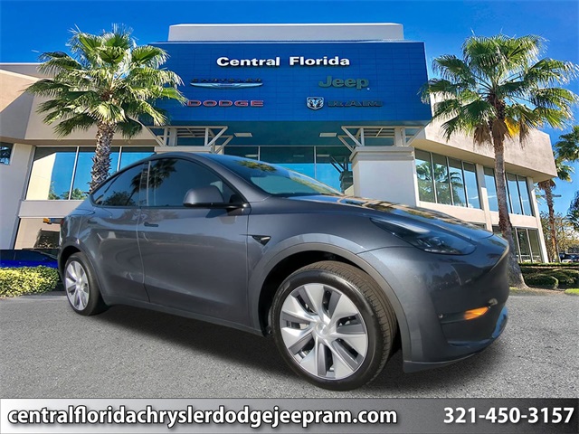 2023 Tesla Model Y Long Range's photo