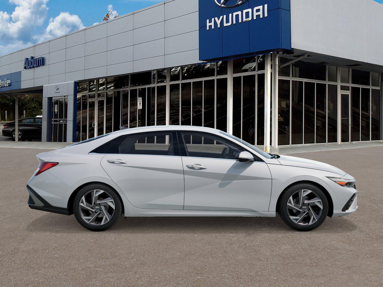 2025 Hyundai Elantra Limited photo 6