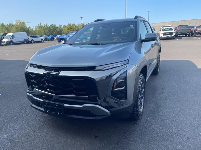 2026 Chevrolet Equinox ACTIV photo 3