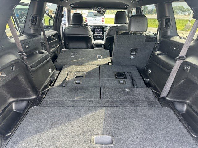 2024 Jeep Grand Cherokee Altitude photo 28