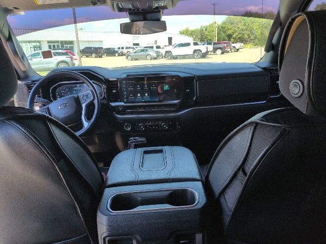 2022 Chevrolet Silverado 1500 RST photo 7