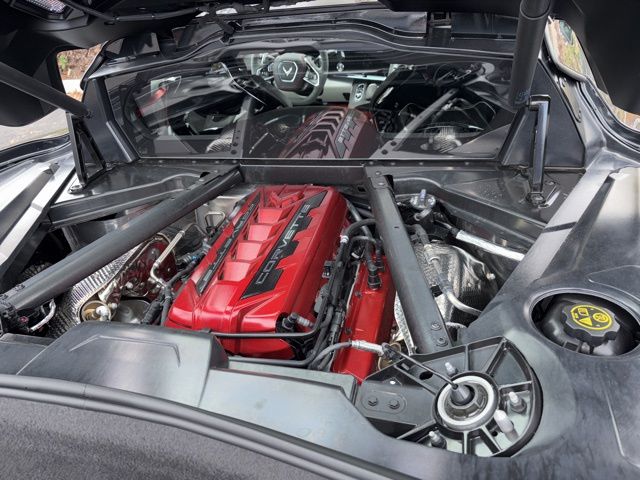 2023 Chevrolet Corvette Stingray 3LT photo 2