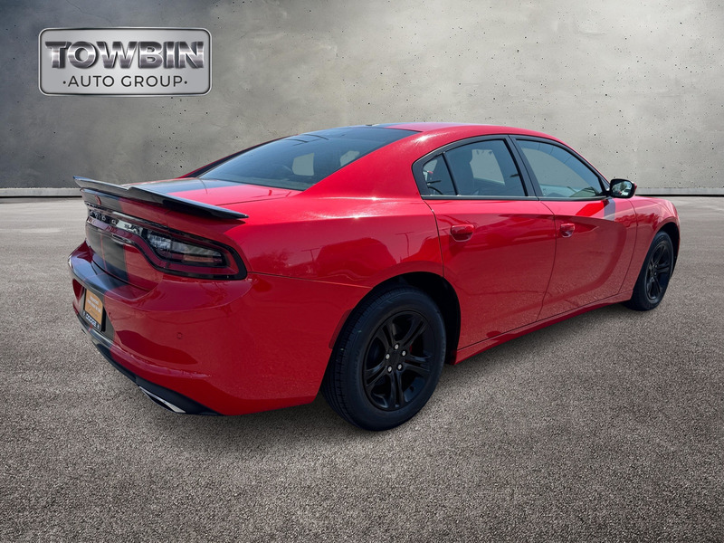 2021 Dodge Charger SXT photo 4