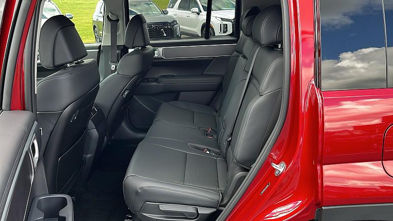 2026 Hyundai Santa Fe SEL photo 47