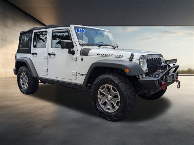 2017 Jeep Wrangler Unlimited Rubicon photo 2