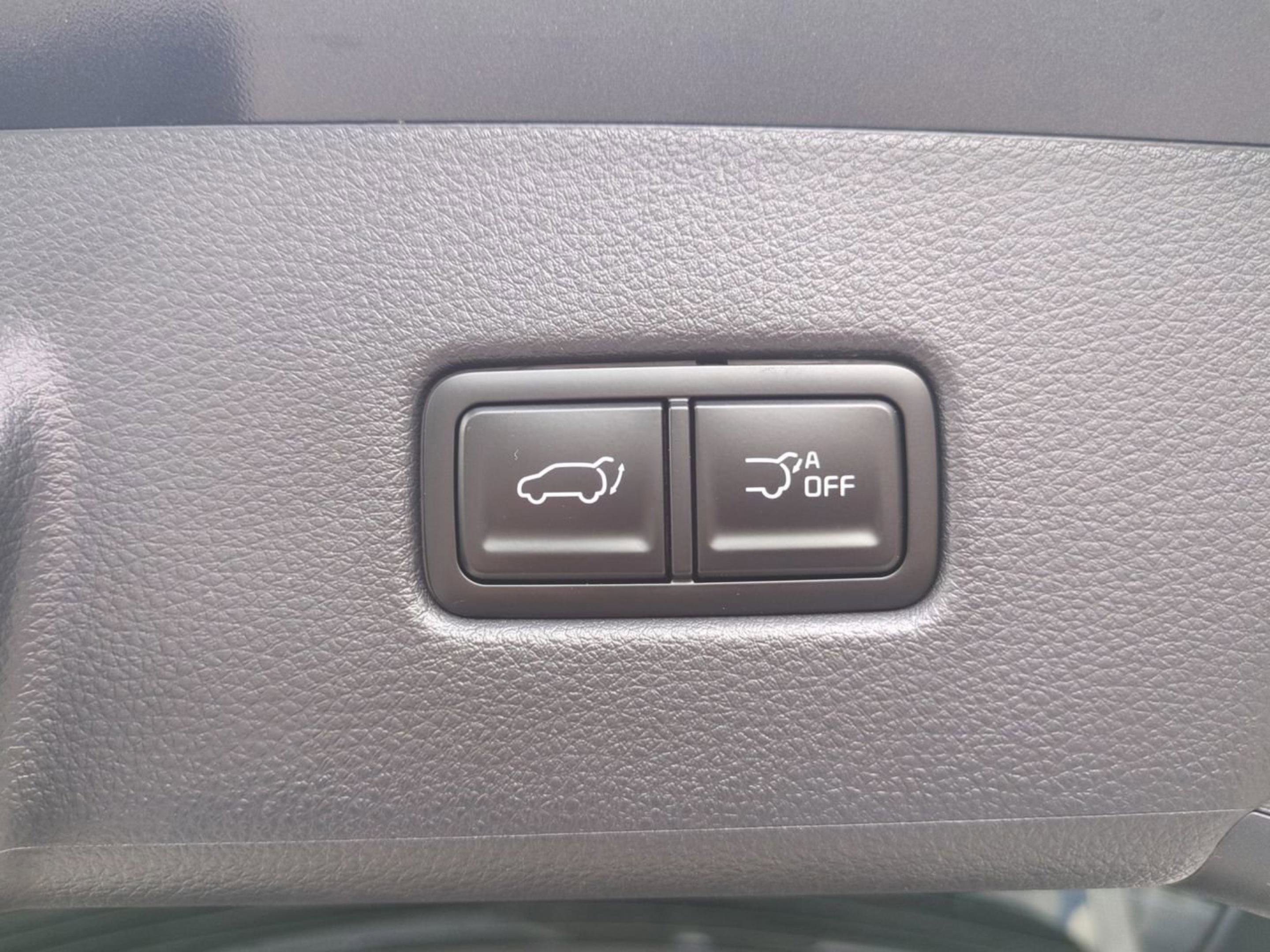 2026 Kia Carnival SX Prestige photo 28