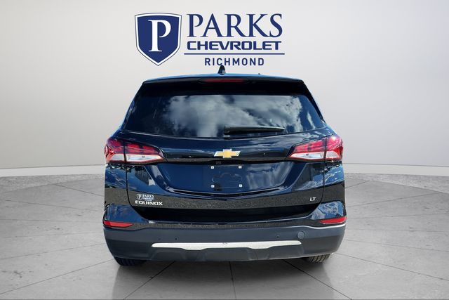 2024 Chevrolet Equinox LT photo 2