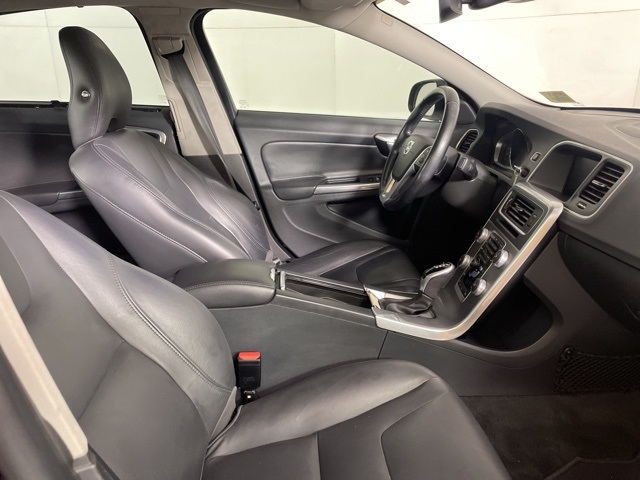 2017 Volvo S60 Inscription T5 photo 10