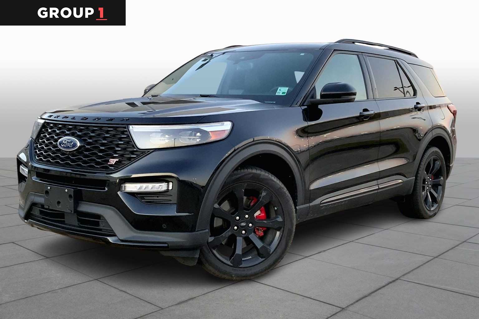 2023 Ford Explorer ST's photo
