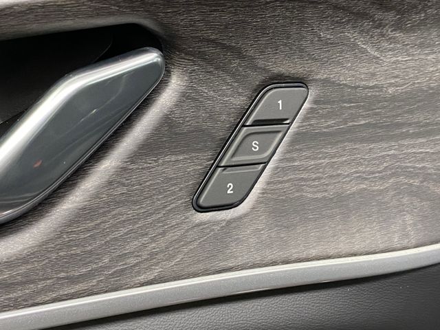 2025 Jeep Grand Cherokee Limited photo 28