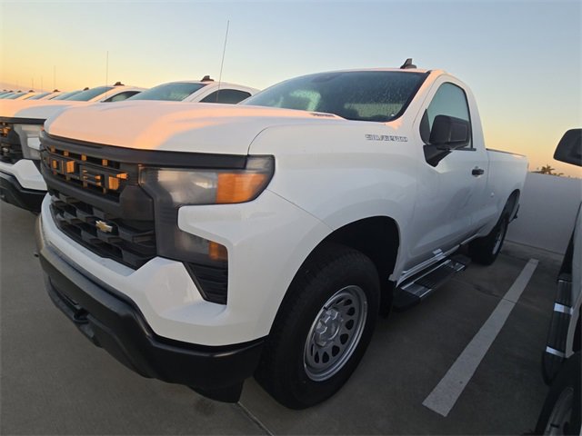2025 Chevrolet Silverado 1500 photo 4