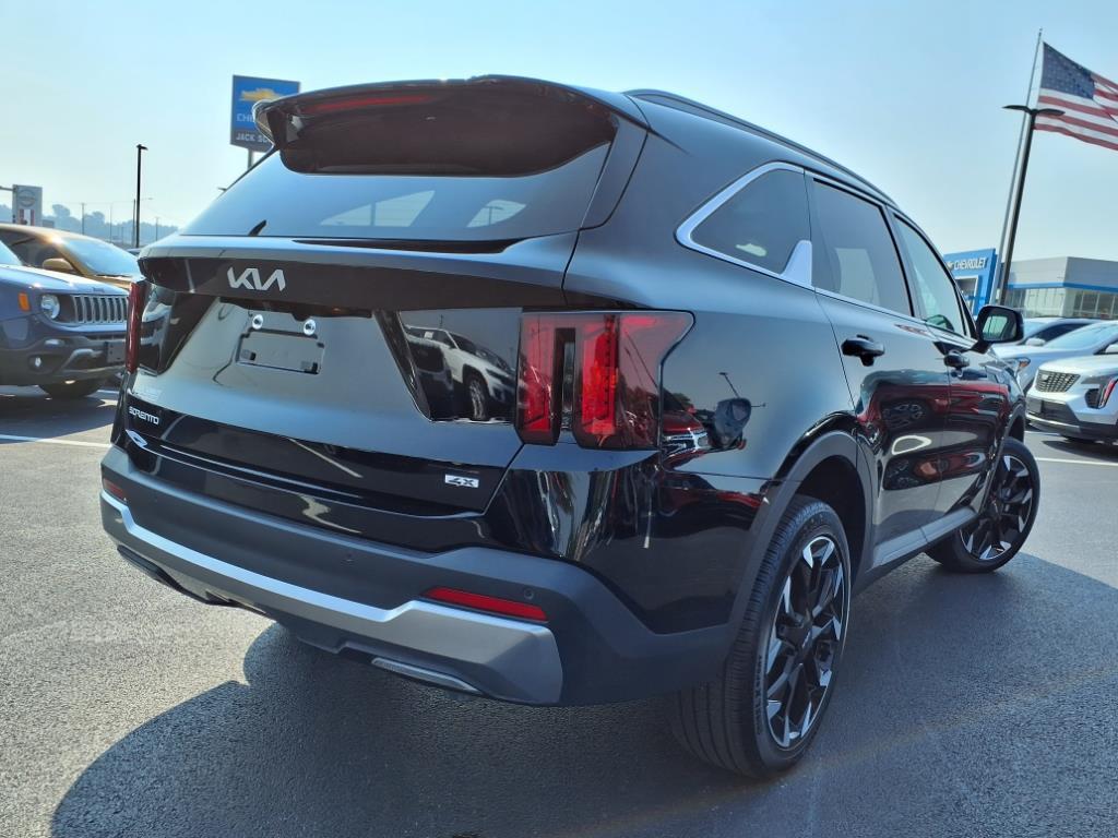 2025 Kia Sorento EX photo 28