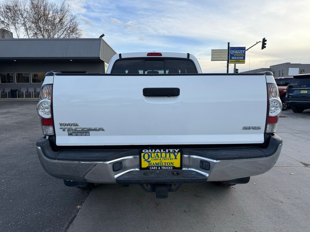 2010 Toyota Tacoma Base photo 4