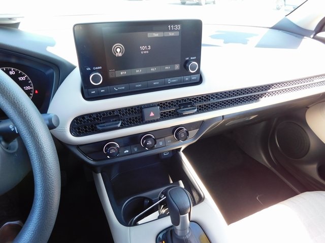 2025 Honda HR-V LX photo 29