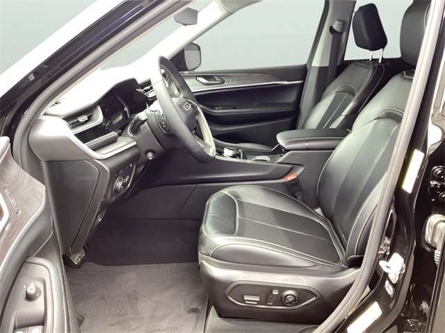 2024 Jeep Grand Cherokee Anniversary Edition 4xe photo 15