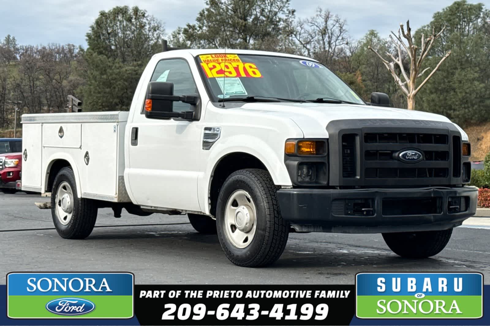 2009 Ford F-250 Super Duty XL's photo