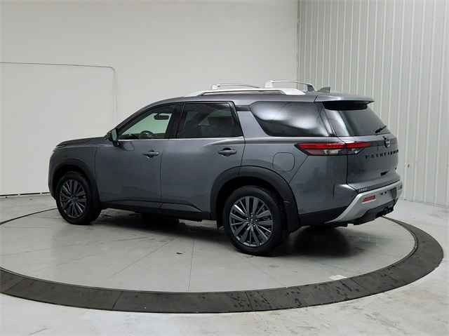 2025 Nissan Pathfinder SL photo 4
