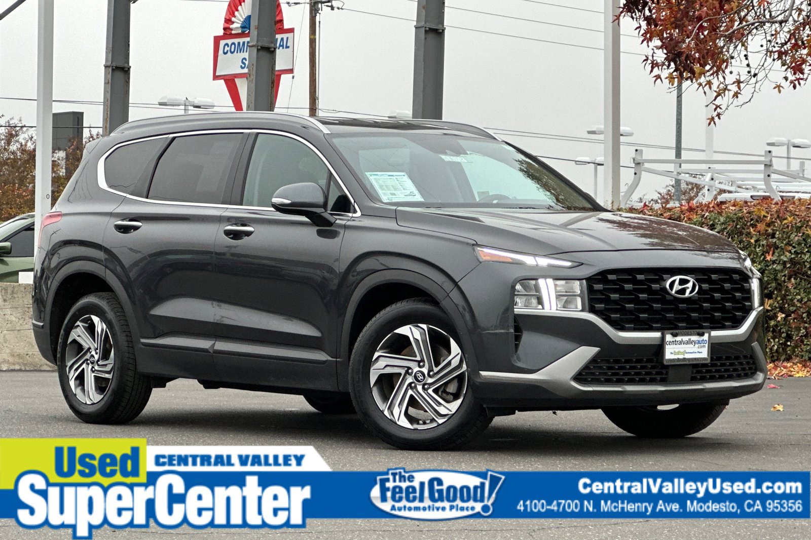 2023 Hyundai Santa Fe SEL's photo