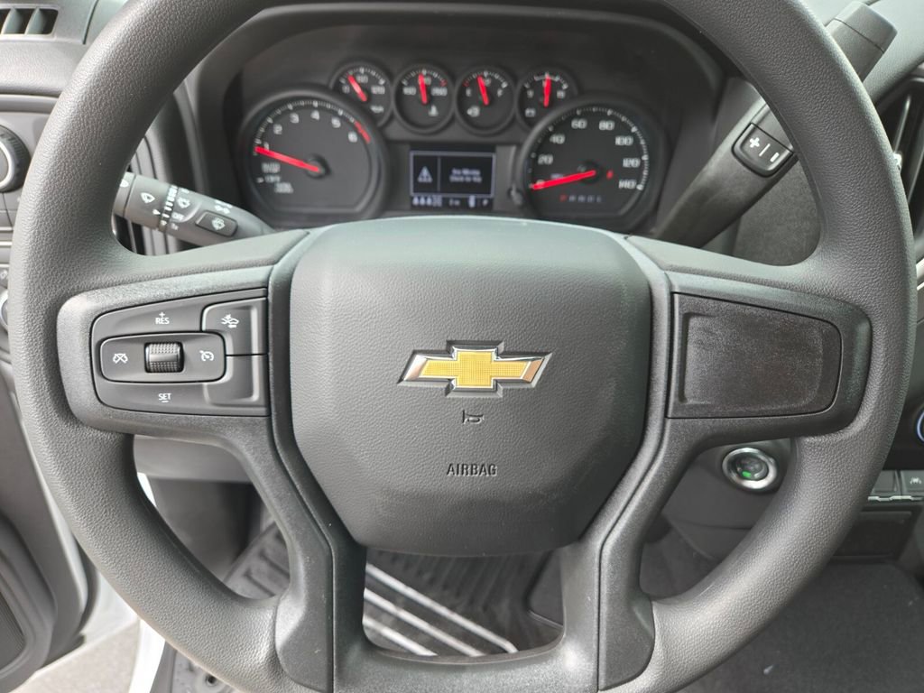 2026 Chevrolet Silverado 1500 Custom photo 9