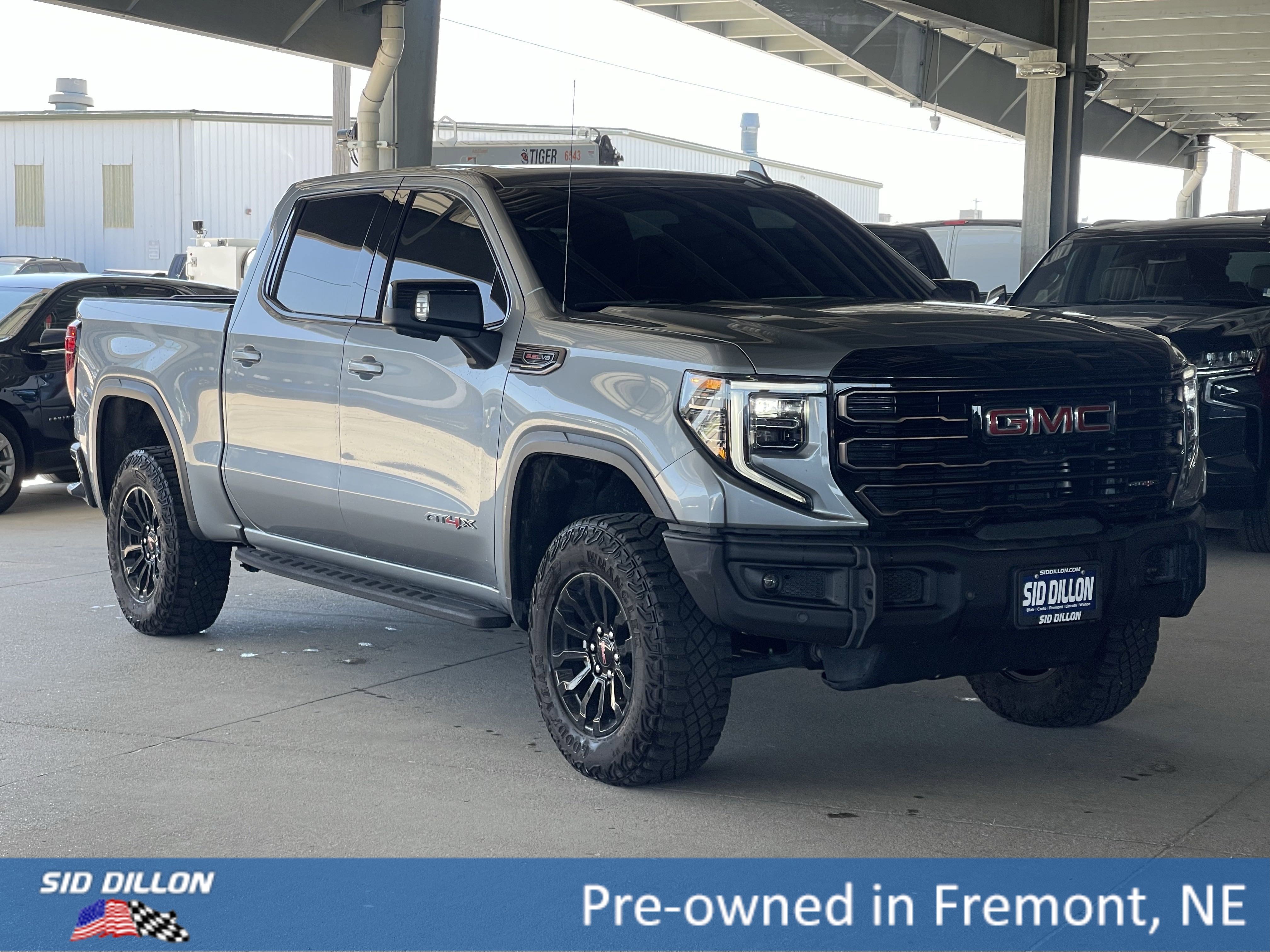 2023 Gmc Sierra 1500 AT4X photo 3