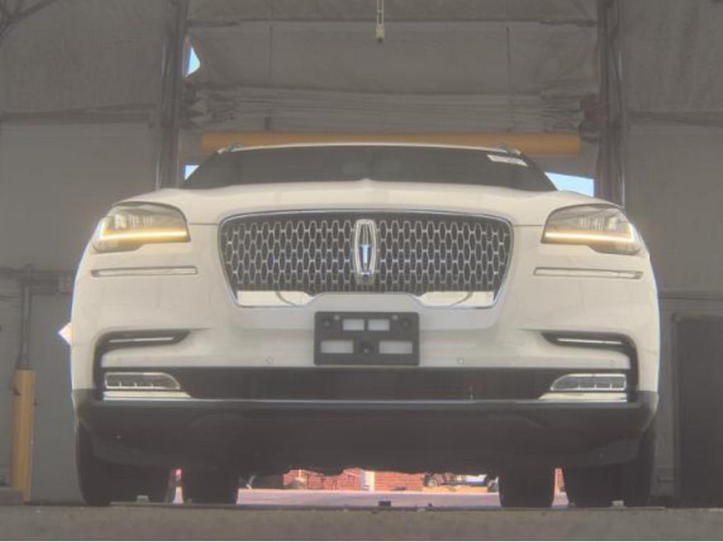 2021 Lincoln Aviator Reserve photo 3