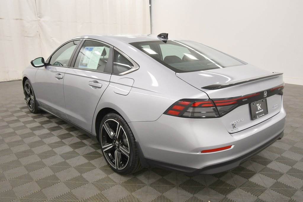 2023 Honda Accord Hybrid Sport photo 2