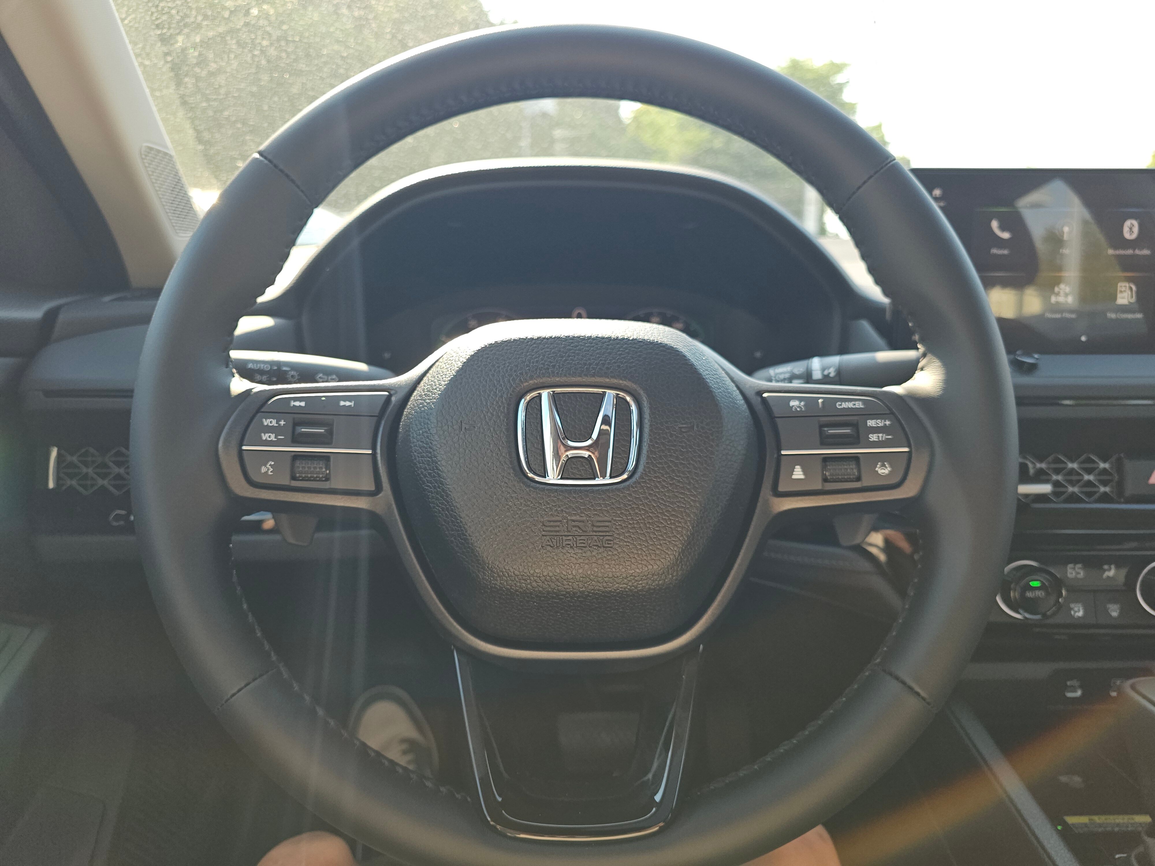 2025 Honda Accord Hybrid EX-L photo 12