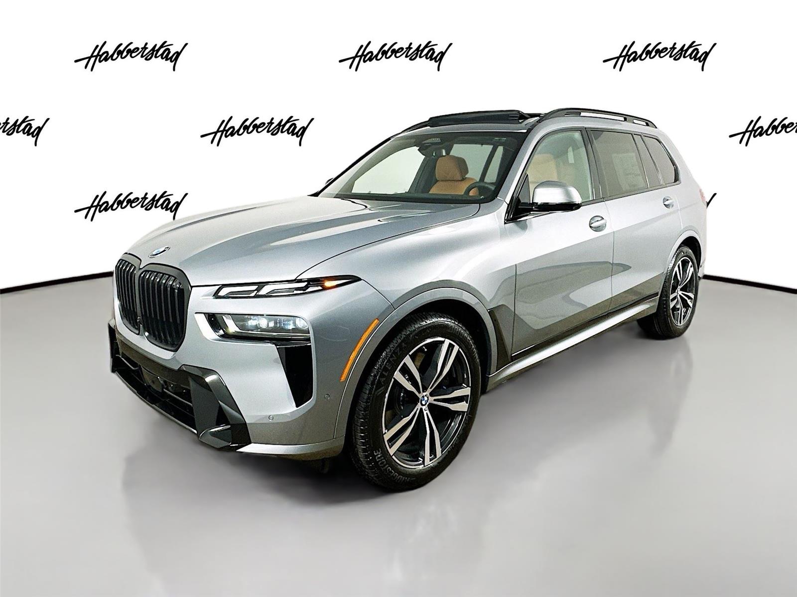 2026 BMW X7 40i's photo