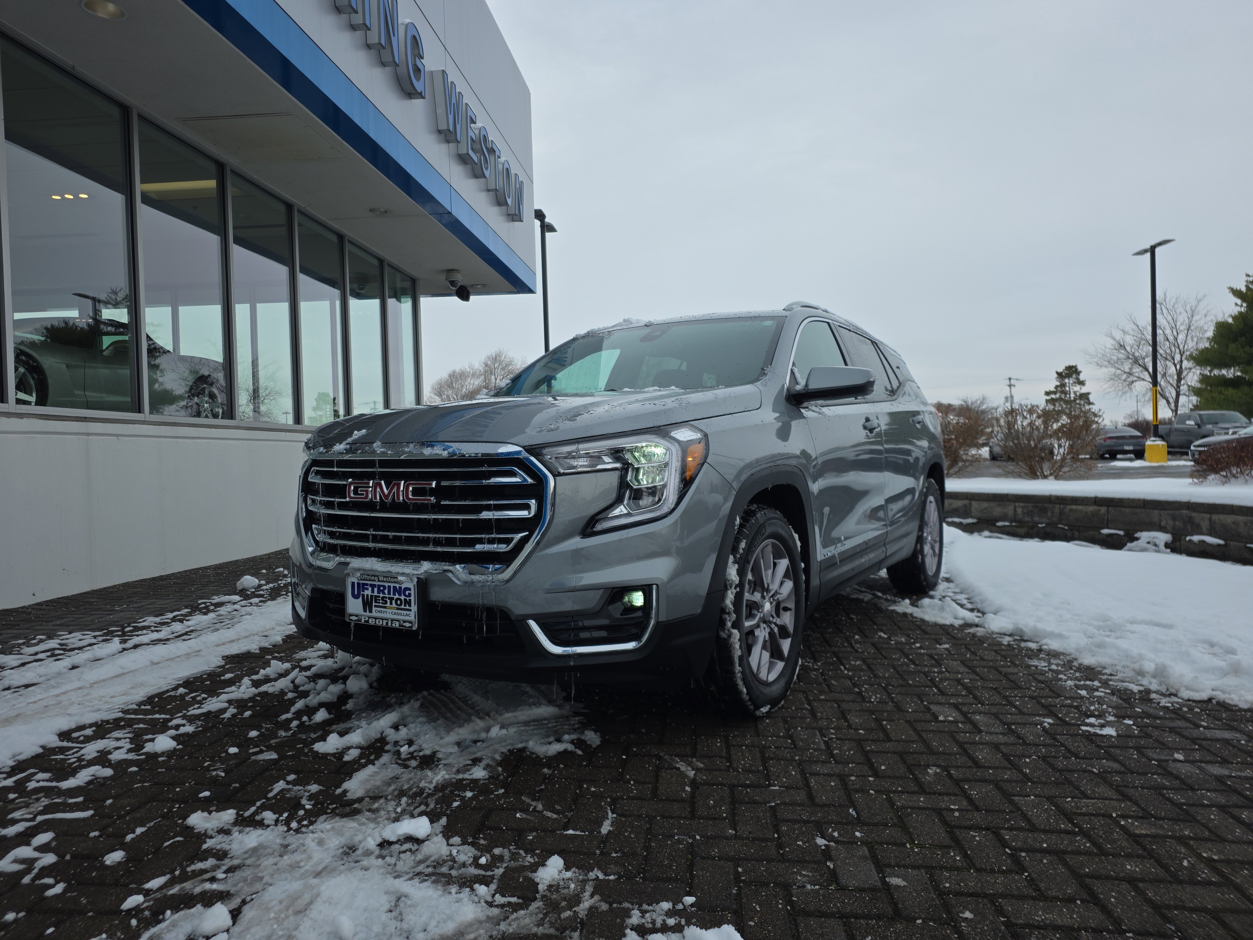 2024 GMC Terrain SLT's photo